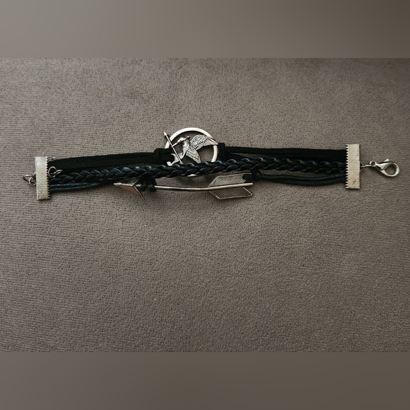 Hunger Games Mockingjay Bracelet - Picture 2 of 6